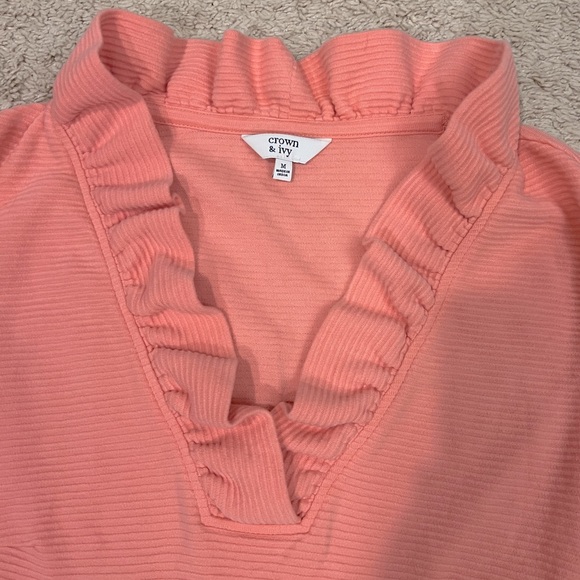 Crown & Ivy Peach Ribbed Ruffle Neck Tank Top - M - Picture 2 of 3